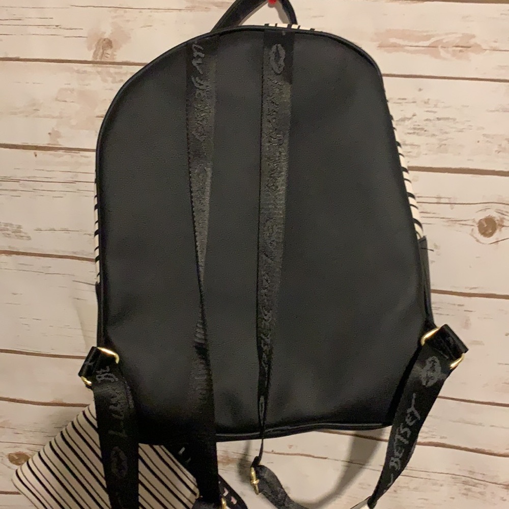 NWT Betsey Johnson Black and White Mini backpack - Picture 11 of 12